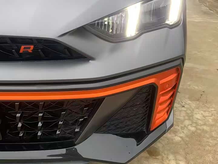 GAC Trumpchi Empow R 2024 2024款 400T 自动 影豹R PRO版