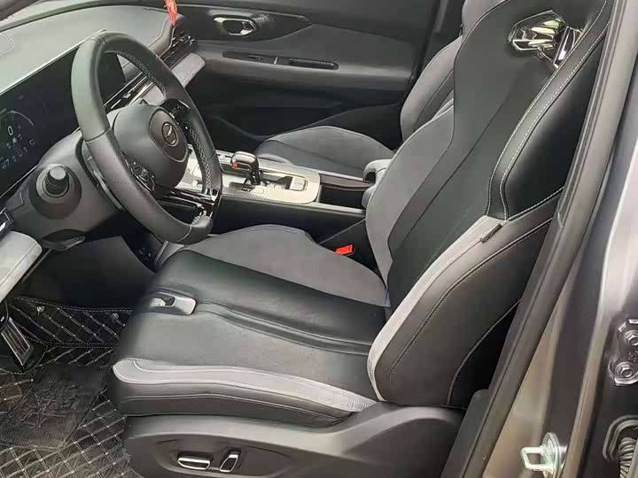 GAC Trumpchi Empow R 2024 2024款 400T 自动 影豹R PRO版