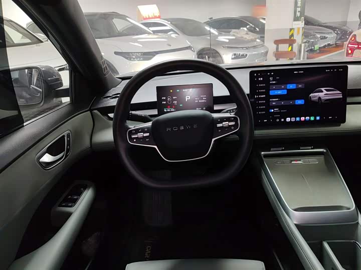 Roewe D6 2025 2025款 520km 尊享版