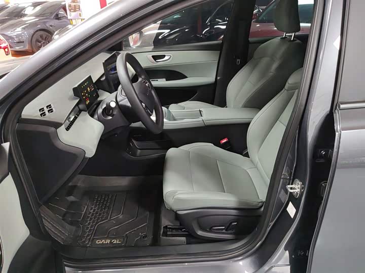 Roewe D6 2025 2025款 520km 尊享版