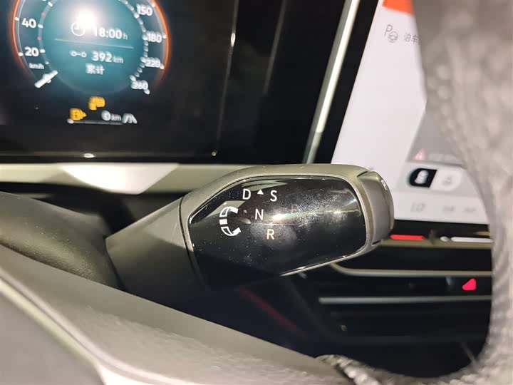 Volkswagen Passat 2025 2025款 Pro 380TSI 星空龙尊版