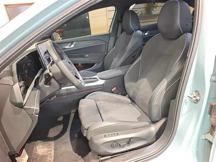 Volkswagen Passat 2025 2025款 Pro 380TSI 星空龙尊版