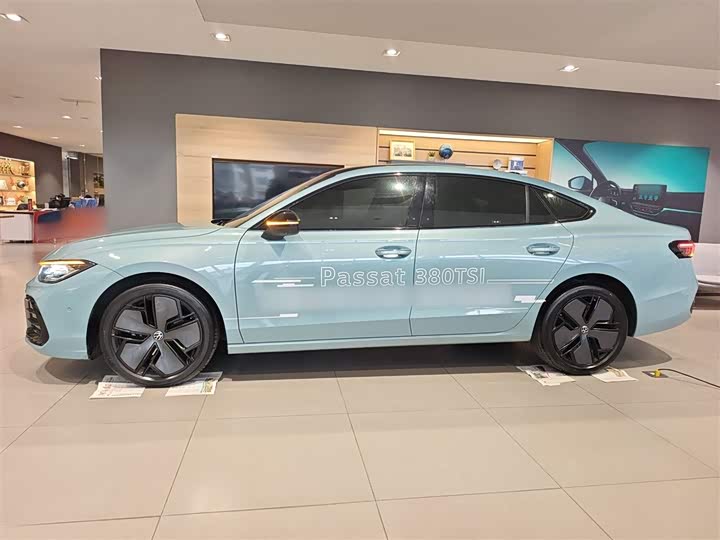 Volkswagen Passat 2025 2025款 Pro 380TSI 星空龙尊版