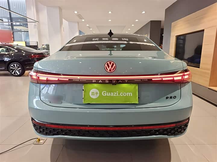 Volkswagen Passat 2025 2025款 Pro 380TSI 星空龙尊版