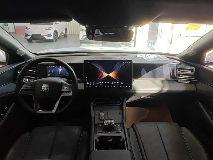 BYD Qin L 2025 2025款 DM-i 智驾版 120KM卓越型