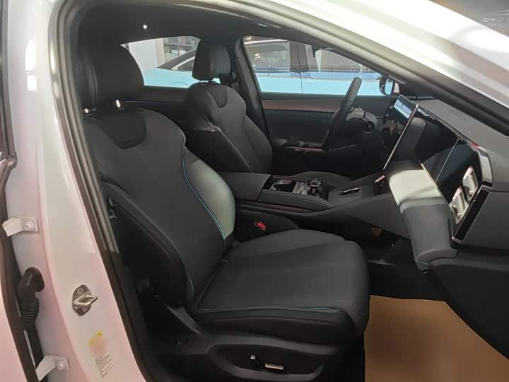 BYD Qin L 2025 2025款 DM-i 智驾版 120KM卓越型