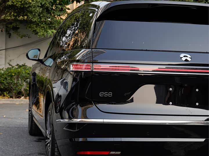 Nio ES8 2026 2026款 六座行政豪华版