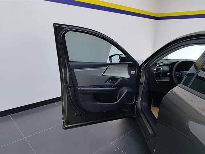 Citroen C5 X 2021 2021款 1.6T 享不凡