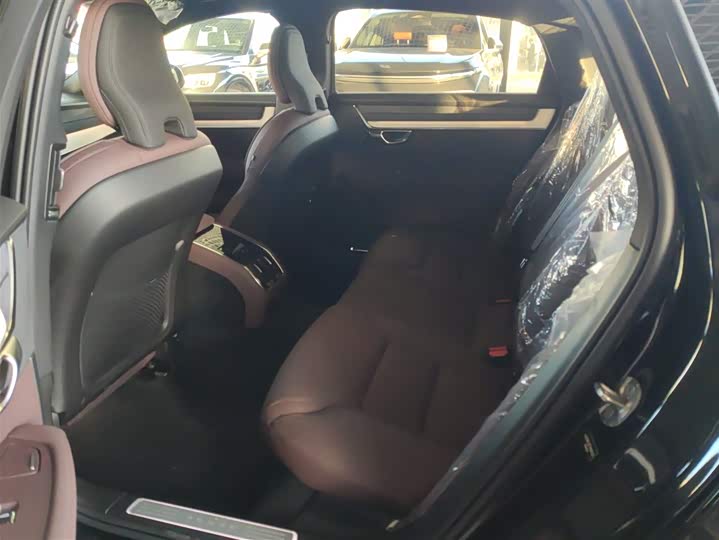 Volvo S90 2026 2026款 B5 智远豪华版