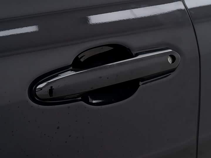 Toyota Crown Kluger 2024 2024款 2.5L HEV四驱尊贵版