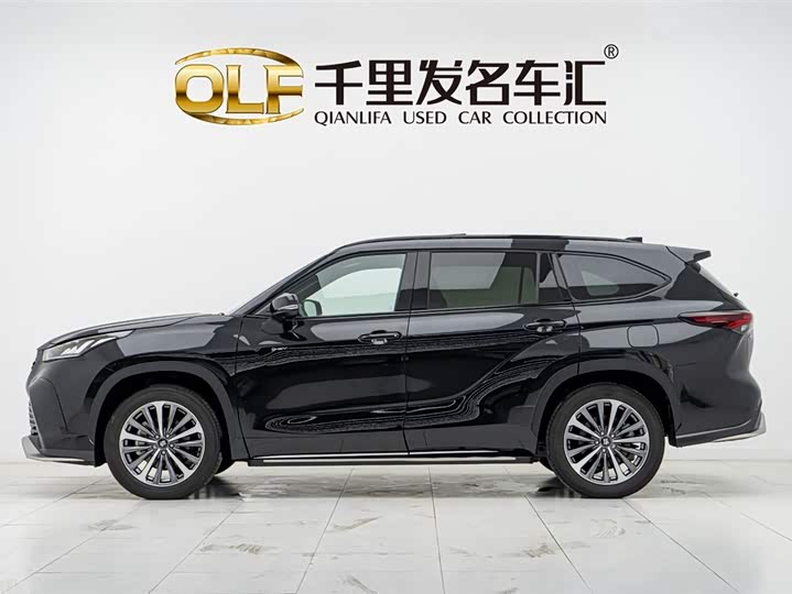 Toyota Crown Kluger 2024 2024款 2.5L HEV四驱尊贵版