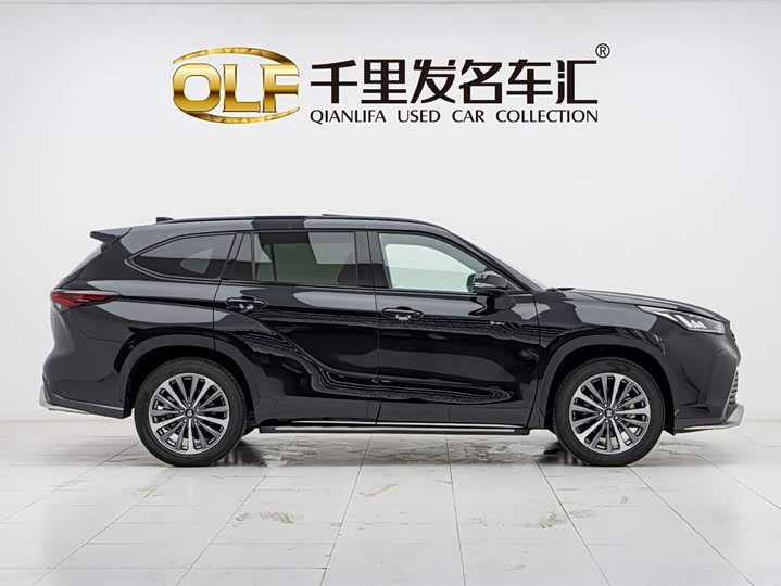 Toyota Crown Kluger 2024 2024款 2.5L HEV四驱尊贵版