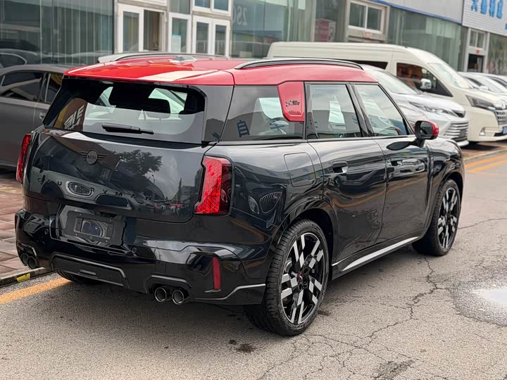 2024 Mini Countryman JCW