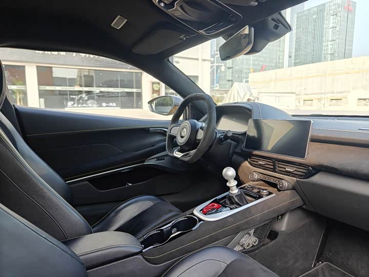 Lotus Emira 2022 2022款 3.5T V6 手动 First Edition