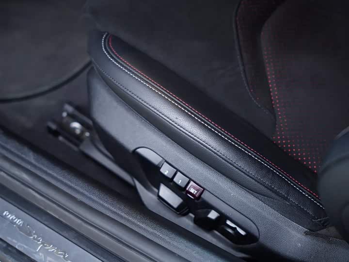 Toyota Supra 2022 2022款 GR SUPRA 3.0T 标准型