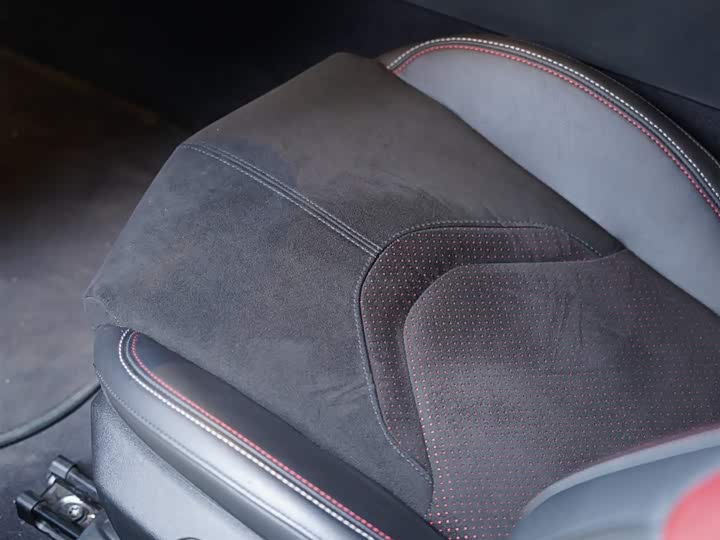 Toyota Supra 2022 2022款 GR SUPRA 3.0T 标准型