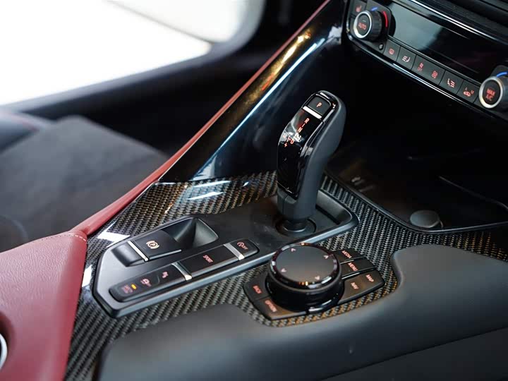 Toyota Supra 2022 2022款 GR SUPRA 3.0T 标准型