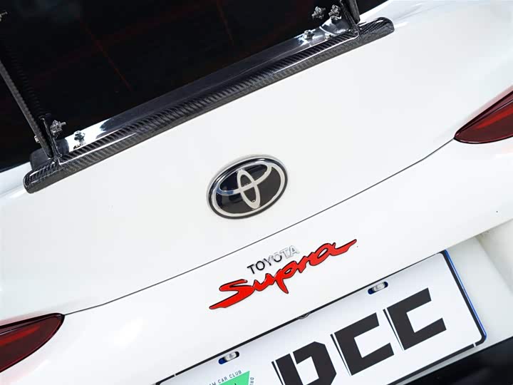 Toyota Supra 2022 2022款 GR SUPRA 3.0T 标准型