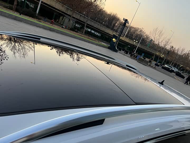 Volkswagen Touran L 2021 2021款 途安L 280TSI DSG拓界版 7座