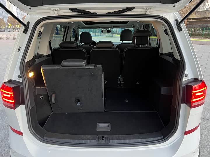 Volkswagen Touran L 2021 2021款 途安L 280TSI DSG拓界版 7座