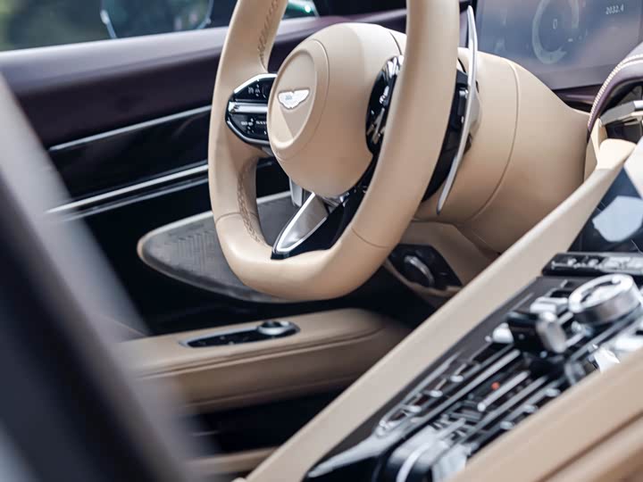 Aston Martin DB12 2023 2023款 4.0T V8 Coupe