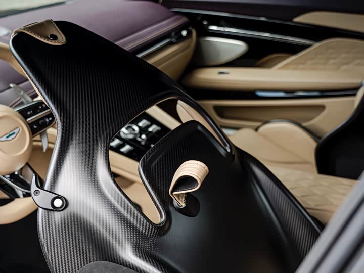 Aston Martin DB12 2023 2023款 4.0T V8 Coupe