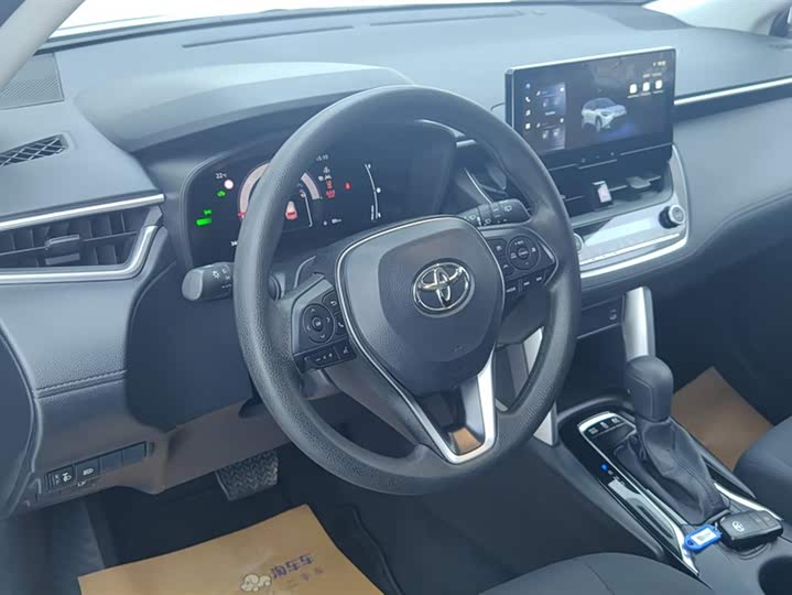 Toyota Frontlander 2024 2024款 2.0L 智能电混双擎 领先版