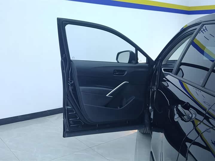 Toyota Frontlander 2024 2024款 2.0L 智能电混双擎 领先版