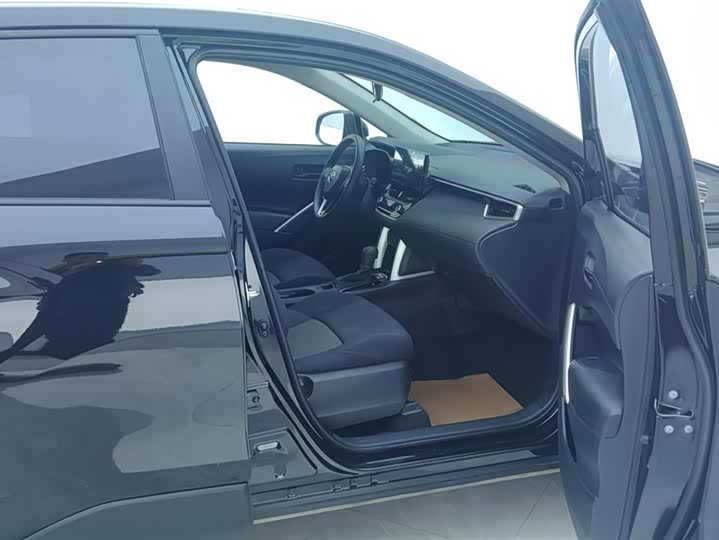 Toyota Frontlander 2024 2024款 2.0L 智能电混双擎 领先版