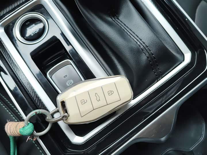 JAC A5 Plus 2023 2023款 1.5T 自动尊贵型