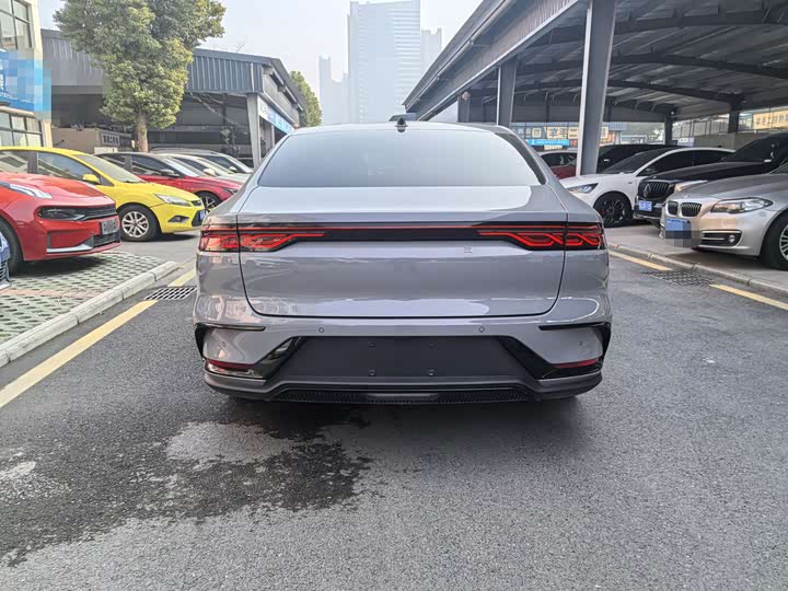 BYD Han 2025 2025款 EV 701KM激光雷达智驾型