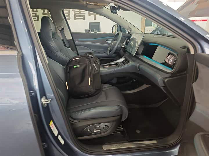 BYD Sea Lion 07 DM-i Hybrid 2025 2025款 150 领航+版