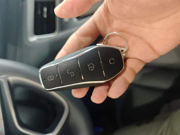 BYD Sea Lion 07 DM-i Hybrid 2025 2025款 150 领航+版