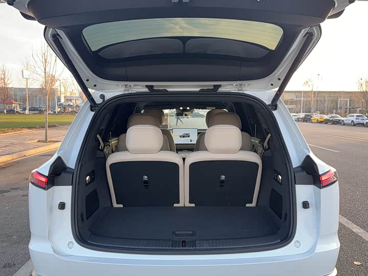 Nio Onvo L90 2025 2025款 Max 六座版