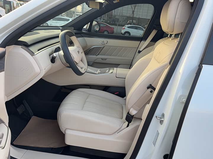 Nio Onvo L90 2025 2025款 Max 六座版