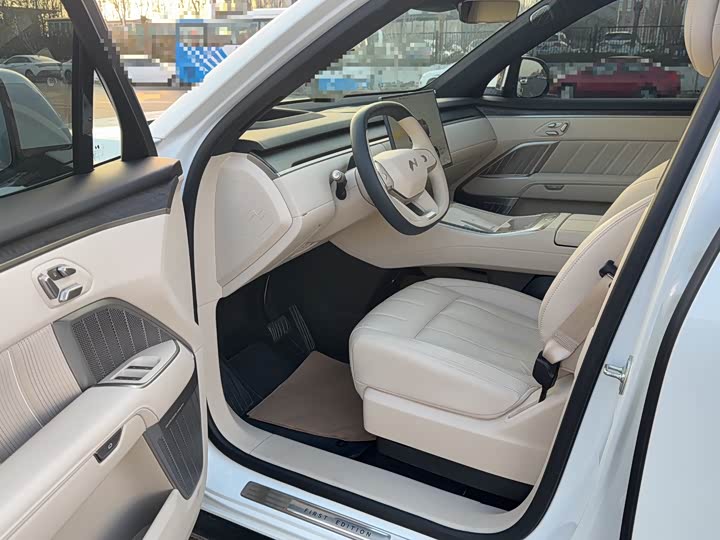 Nio Onvo L90 2025 2025款 Max 六座版