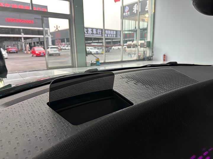 Mini Cooper 2024 2024款 452km COOPER SE 艺术家