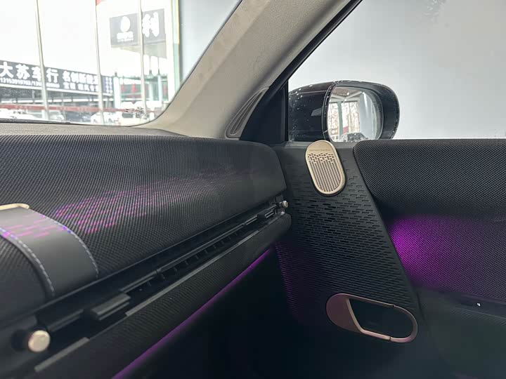 Mini Cooper 2024 2024款 452km COOPER SE 艺术家