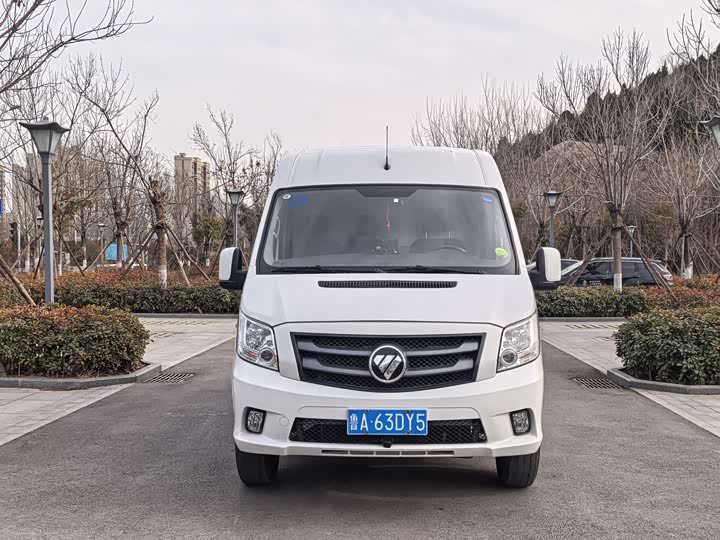 Foton Tuyano 2024 2024款 吉象厢货 2.0T手动 长轴中顶 后单胎3座