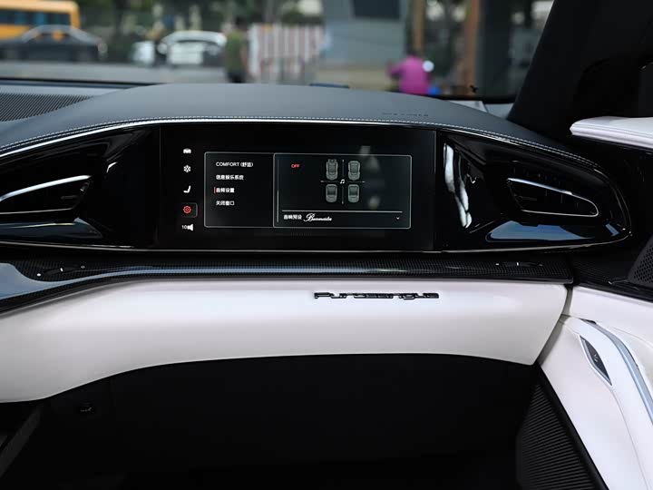 Ferrari Purosangue 2023 2023款 6.5L V12