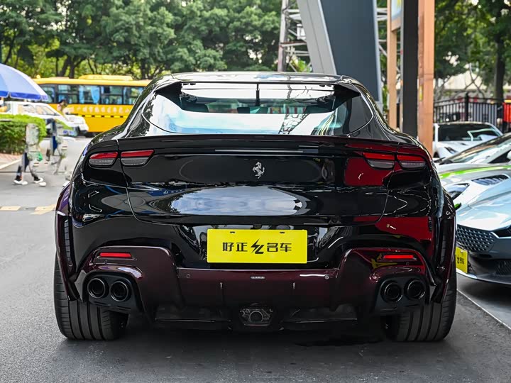 Ferrari Purosangue 2023 2023款 6.5L V12