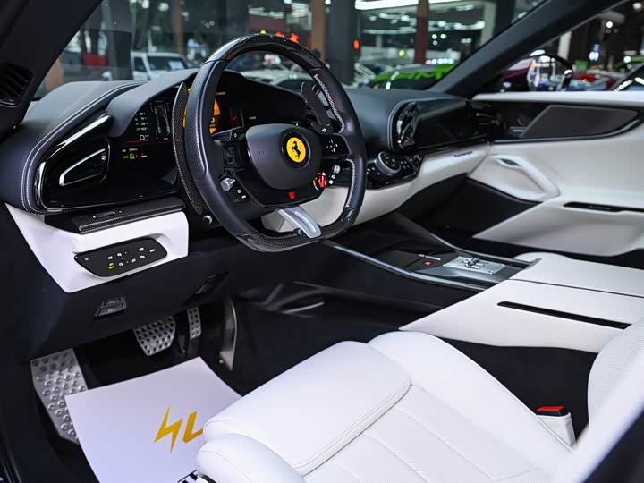 Ferrari Purosangue 2023 2023款 6.5L V12