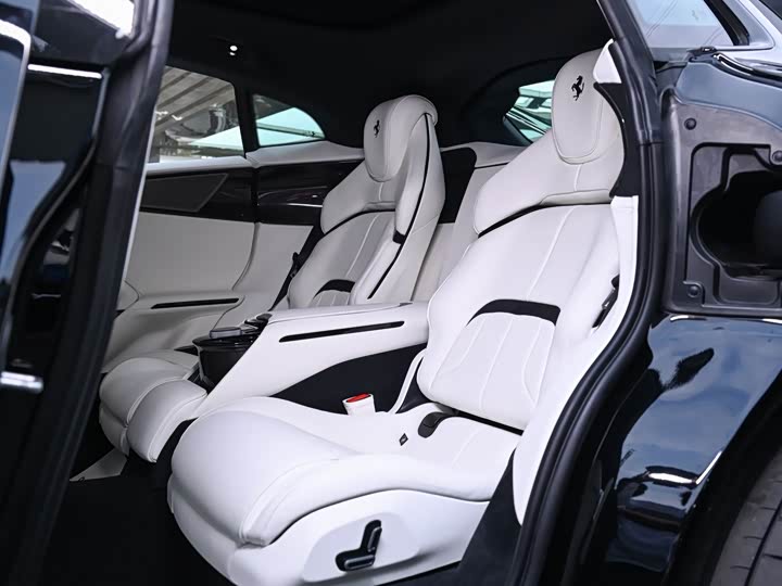 Ferrari Purosangue 2023 2023款 6.5L V12