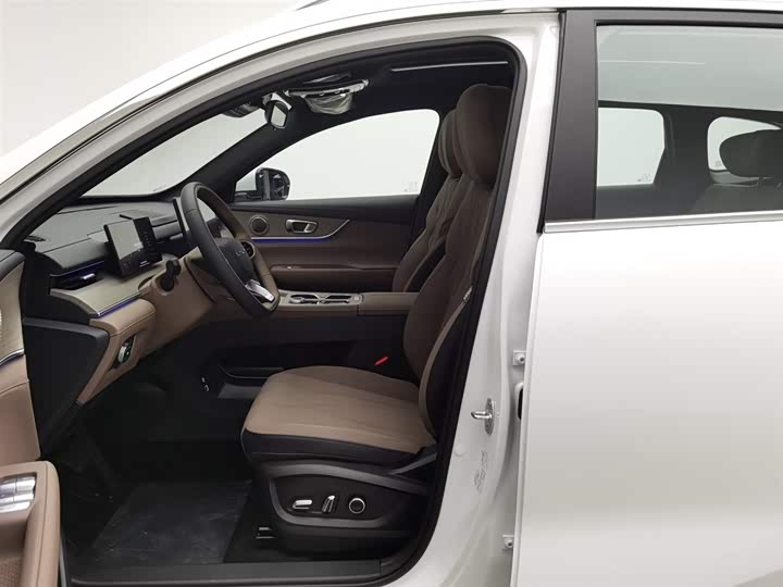 Chery Tiggo 8 Plus 2025 2025款 290TGDI DCT乘势版