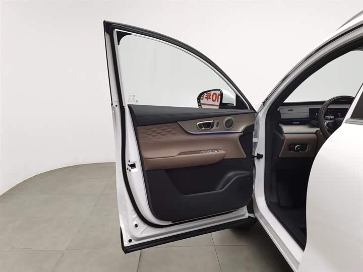 Chery Tiggo 8 Plus 2025 2025款 290TGDI DCT乘势版