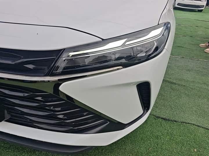 Chevrolet Monza 2024 2024款 1.5L 双离合悦享版