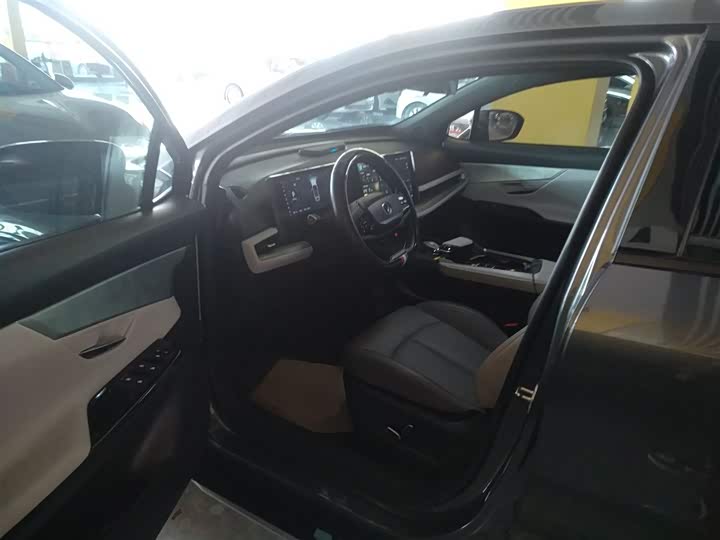 Changan UNI-T 2023 2023款 第二代 1.5T 尊贵型