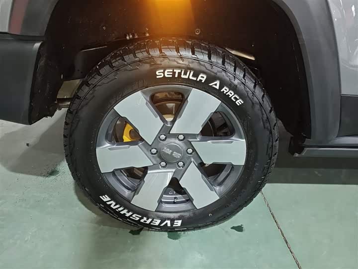 BAIC Beijing BJ40 Hybrid 2025 2025款 进阶版