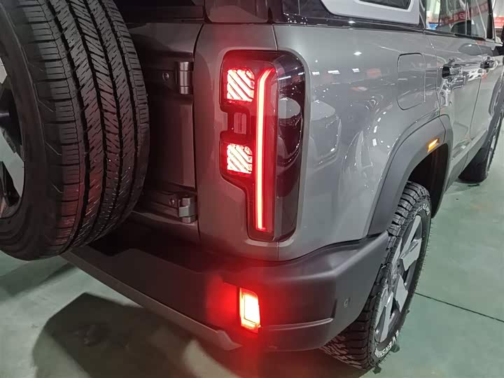 BAIC Beijing BJ40 Hybrid 2025 2025款 进阶版
