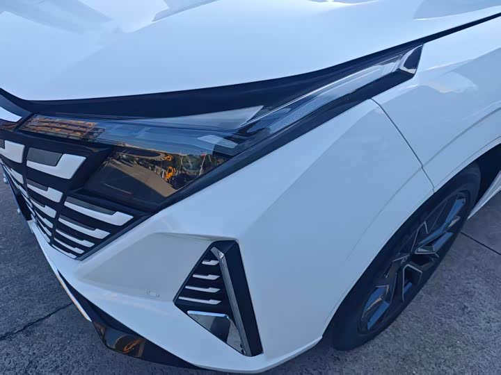 Changan UNI-Z 2025 2025款 1.5T 龙腾型